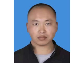 周玮