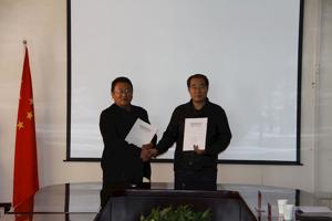 伟德体育官方网站与江苏顺丰通讯有限BV伟德官方网站举行“顺丰班”校企合作签约仪式